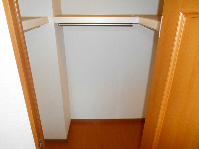 フォレスト光  収納