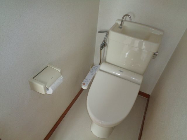 それいゆ一ツ橋壱番館  トイレ