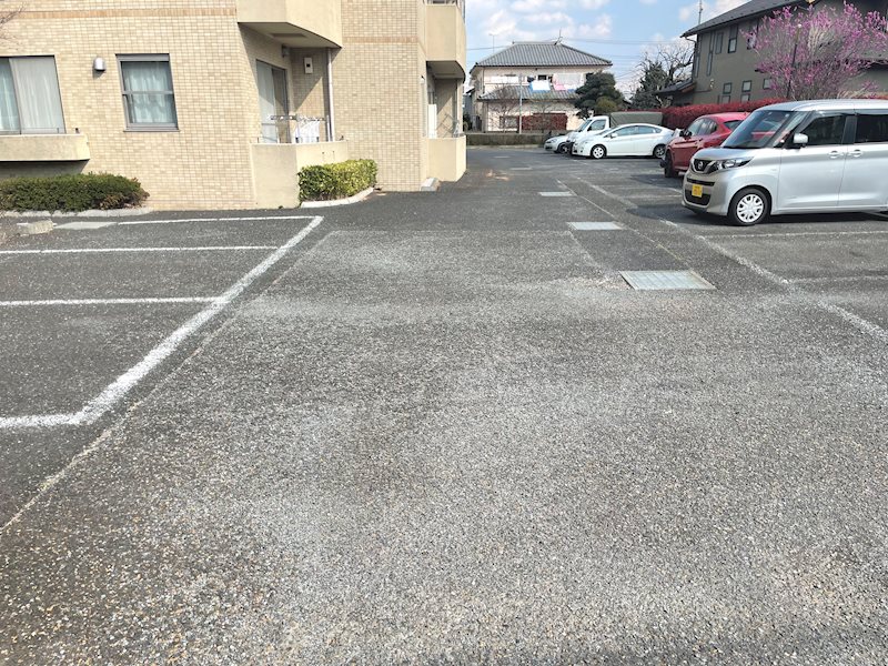Ｍume Fort ムーメ・フォート 駐車場